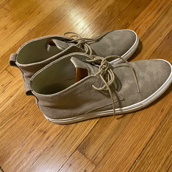 Public Opinion Tan Suede Half-cab size 9.5 men’s - Picture 2 of 3